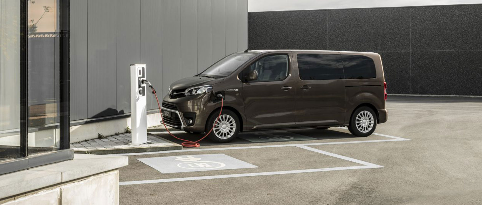 Toyota-PROACE VERSO Electric